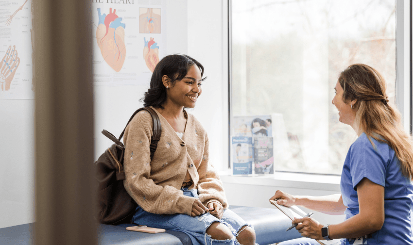 Patient chatting with clinician at Pharmacy2U, Purpl discounts for disabilities and long term health conditions, mobility discounts and offers.